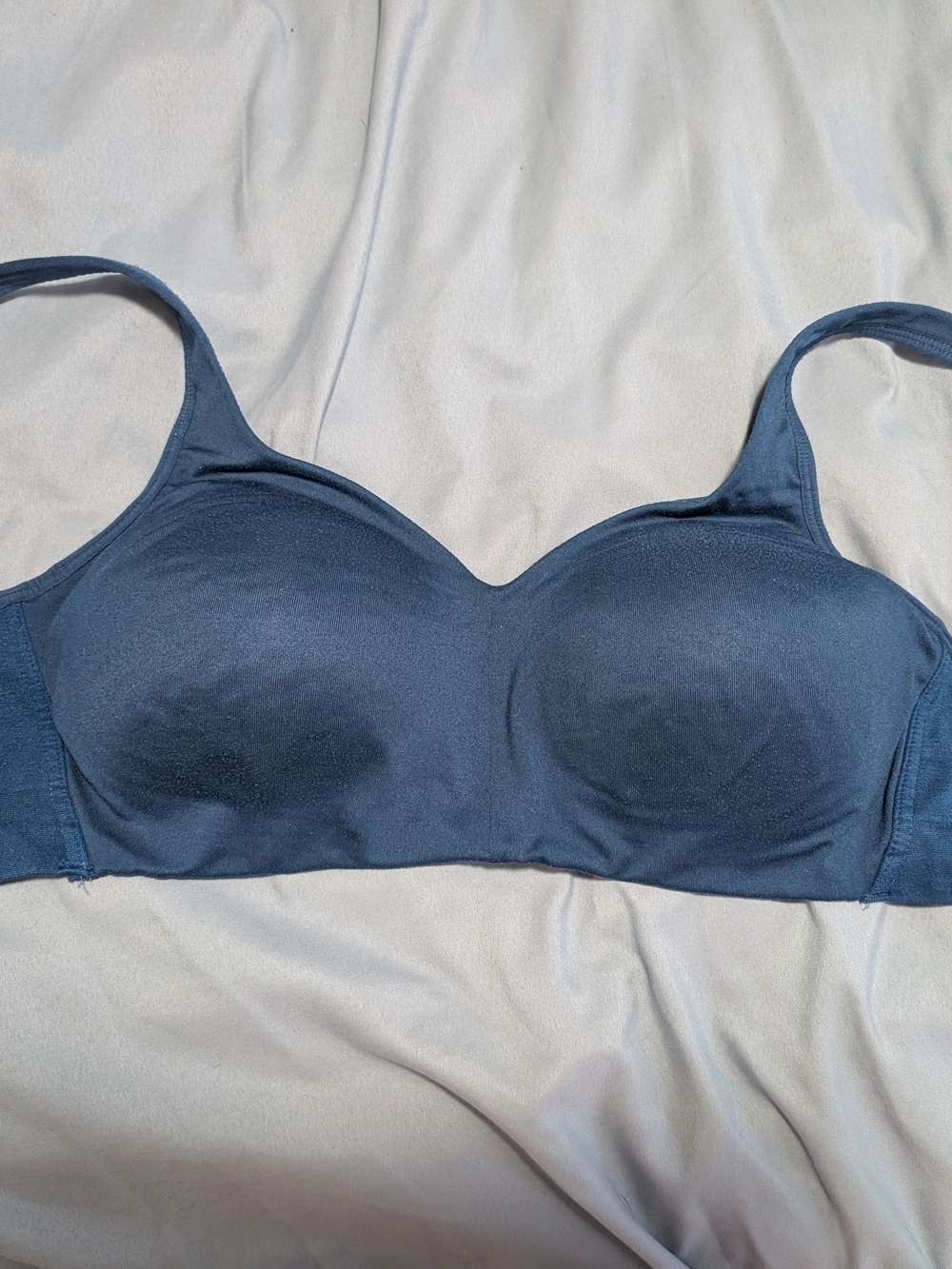 Vanity Fair Deep Blue Beyond Comfort Wireless Bra - Size Large - 72204 (EUC)
